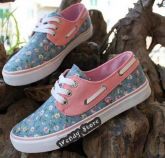 Tenis florido