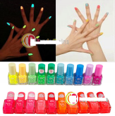 Esmaltes que brilham no escuro